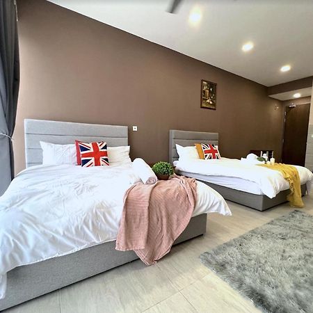 Free Parking # 2 Bed Family Bellsuite - Sepang Klia Kota Warisan Kültér fotó