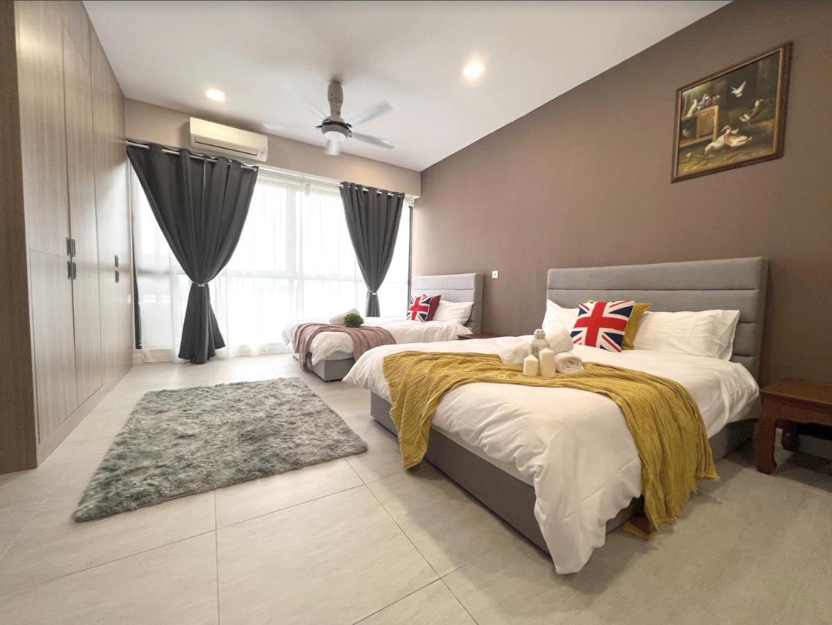 Free Parking # 2 Bed Family Bellsuite - Sepang Klia Kota Warisan Kültér fotó