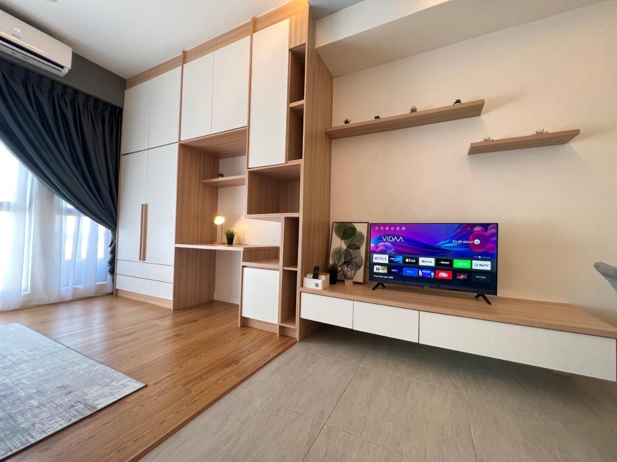 Free Parking # 2 Bed Family Bellsuite - Sepang Klia Kota Warisan Kültér fotó