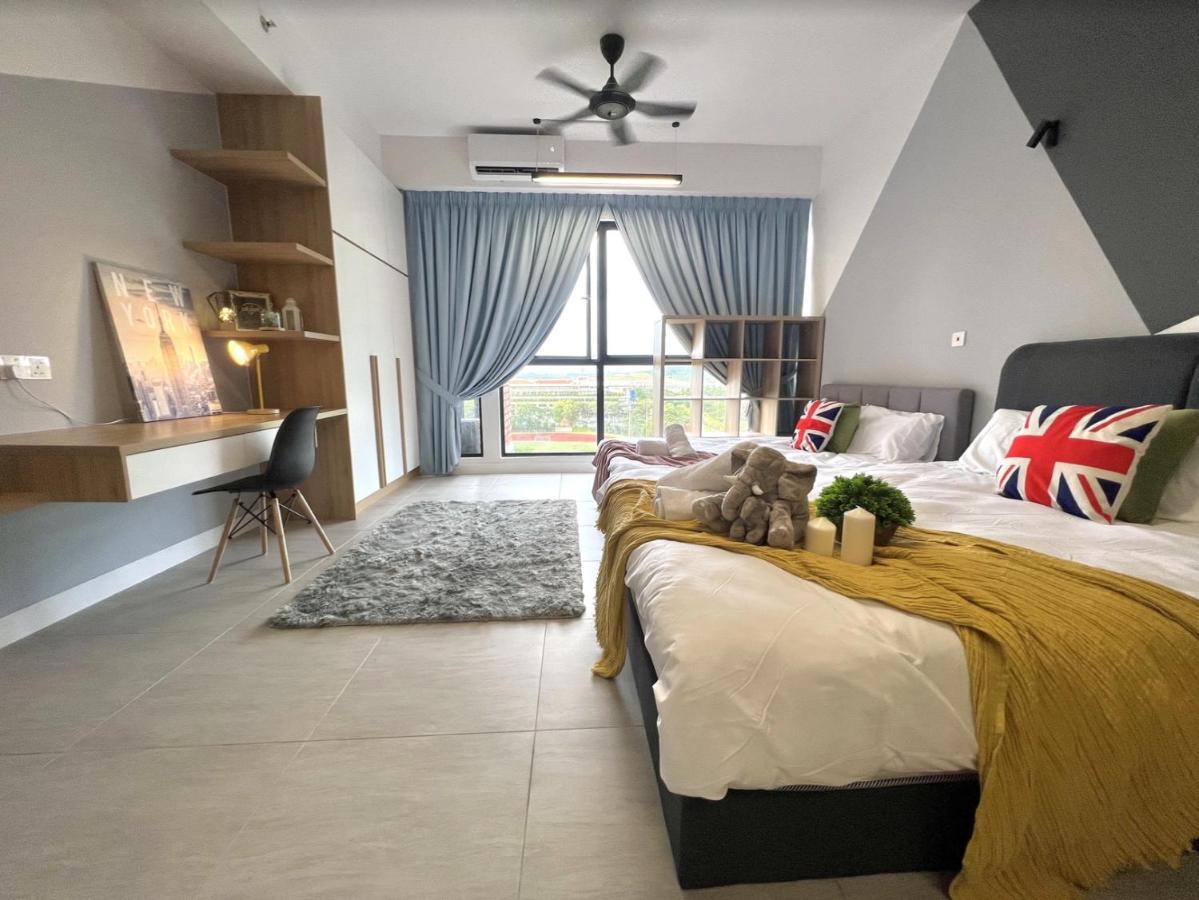 Free Parking # 2 Bed Family Bellsuite - Sepang Klia Kota Warisan Kültér fotó