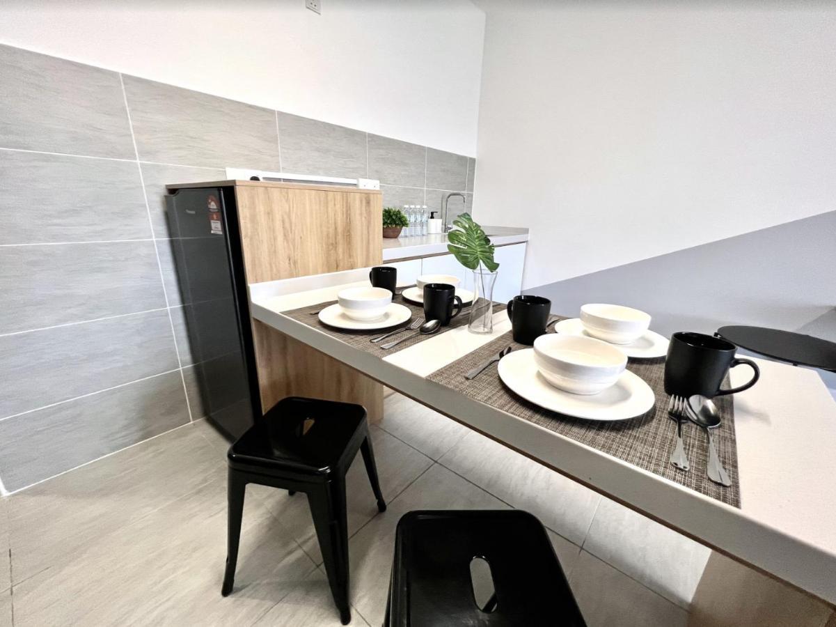 Free Parking # 2 Bed Family Bellsuite - Sepang Klia Kota Warisan Kültér fotó
