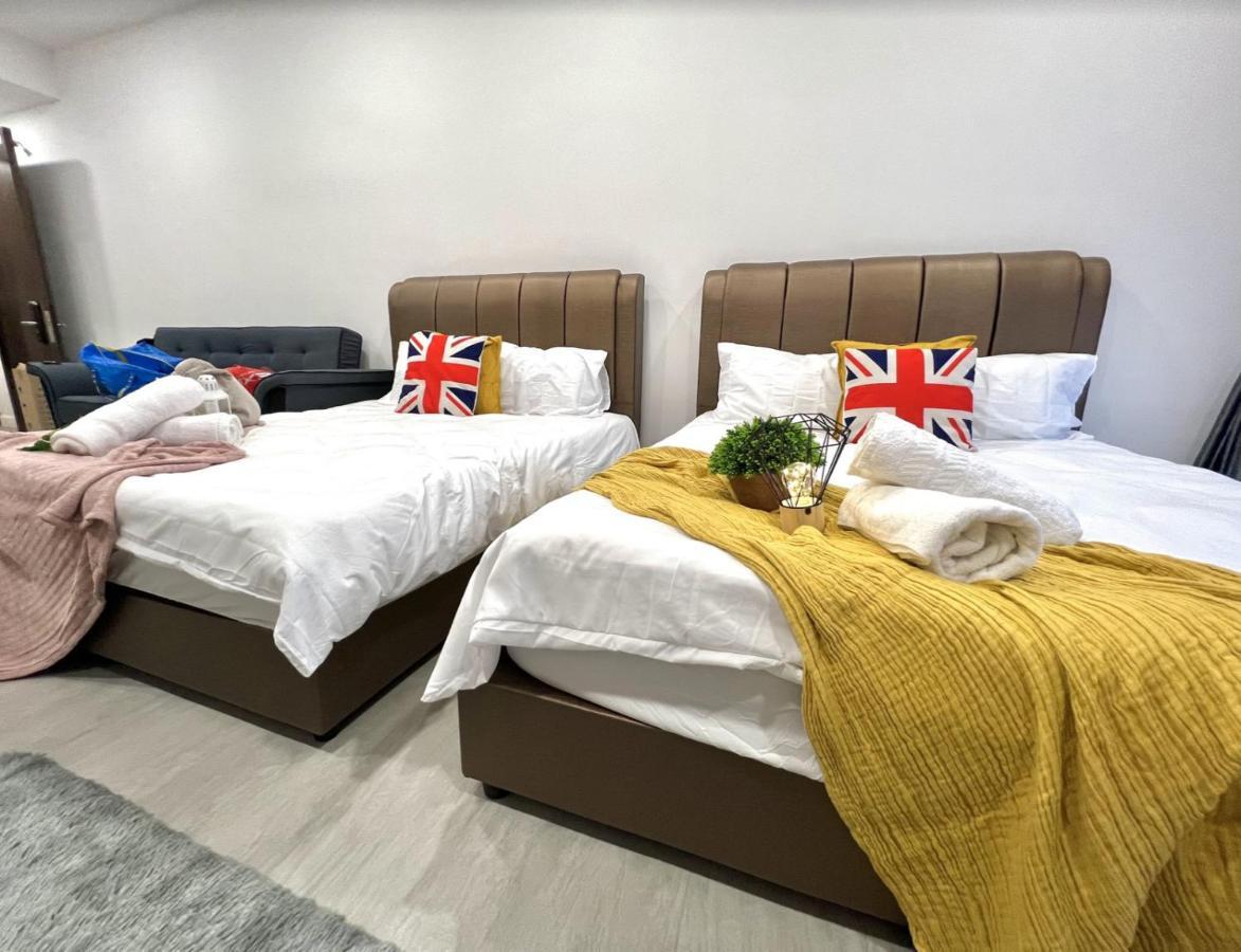 Free Parking # 2 Bed Family Bellsuite - Sepang Klia Kota Warisan Kültér fotó