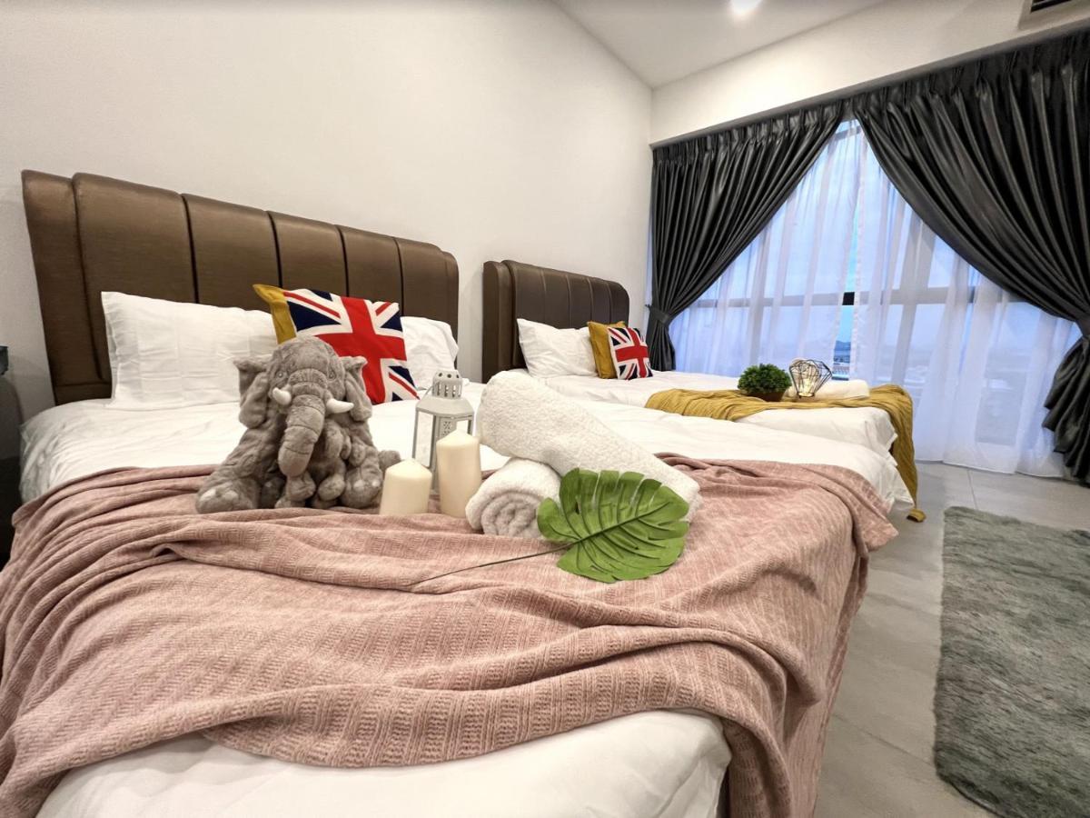 Free Parking # 2 Bed Family Bellsuite - Sepang Klia Kota Warisan Kültér fotó