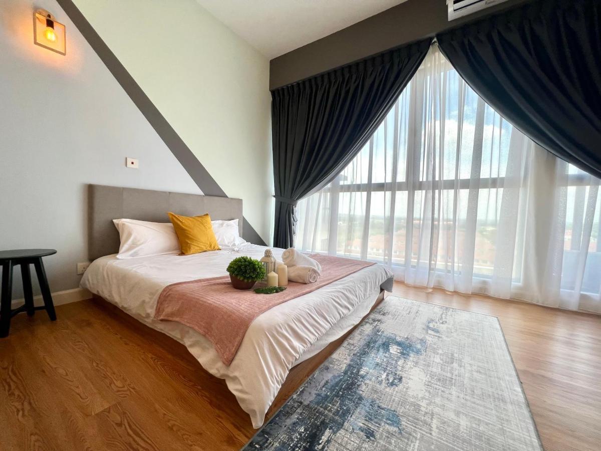 Free Parking # 2 Bed Family Bellsuite - Sepang Klia Kota Warisan Kültér fotó