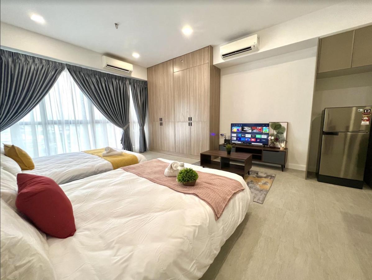 Free Parking # 2 Bed Family Bellsuite - Sepang Klia Kota Warisan Kültér fotó